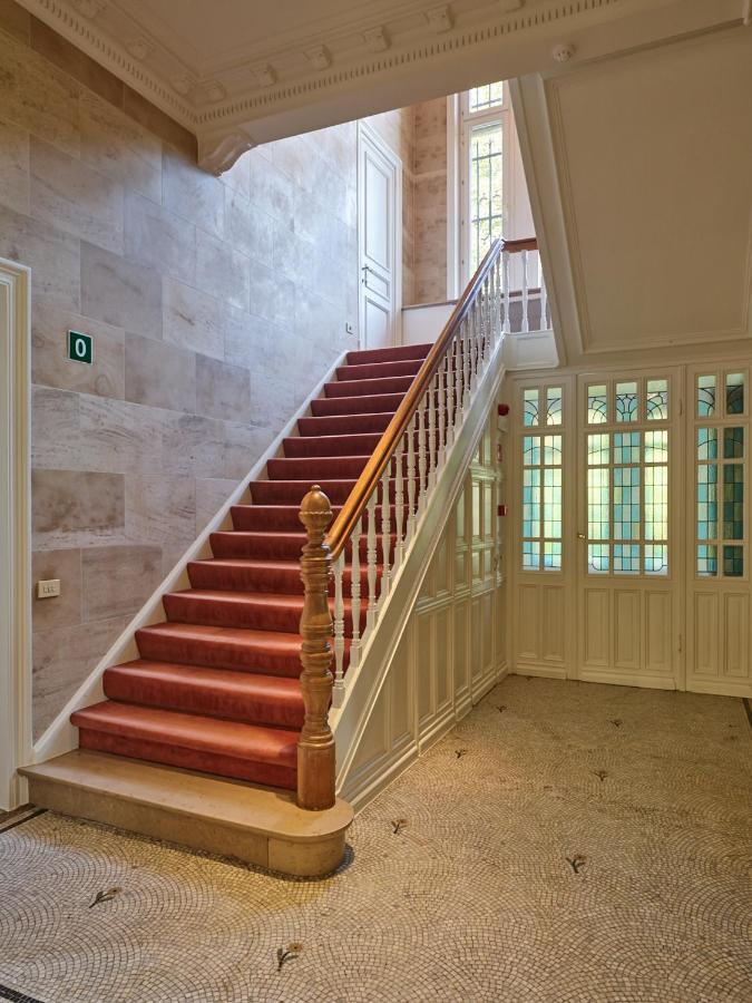 Boutique Hotel Ter Wallen 이즈젬 외부 사진